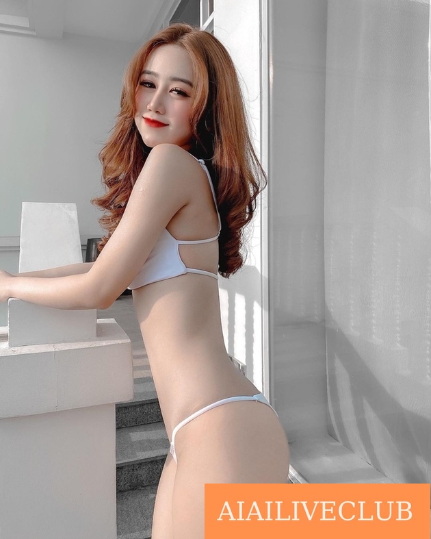 Ảnh hotgirl Lê Kim Loan diện bikini "ngon" hết nước chấm 9 Ảnh hotgirl Lê Kim Loan diện bikini "ngon" hết nước chấm 9